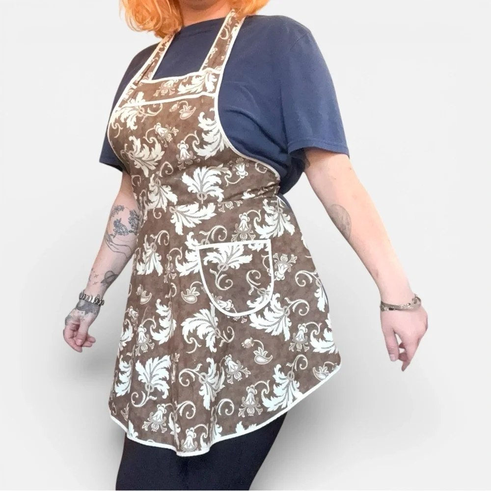 Vintage 50s Single Stitch Women’s Kitchen Apron Brown Floral Print Front Pocket